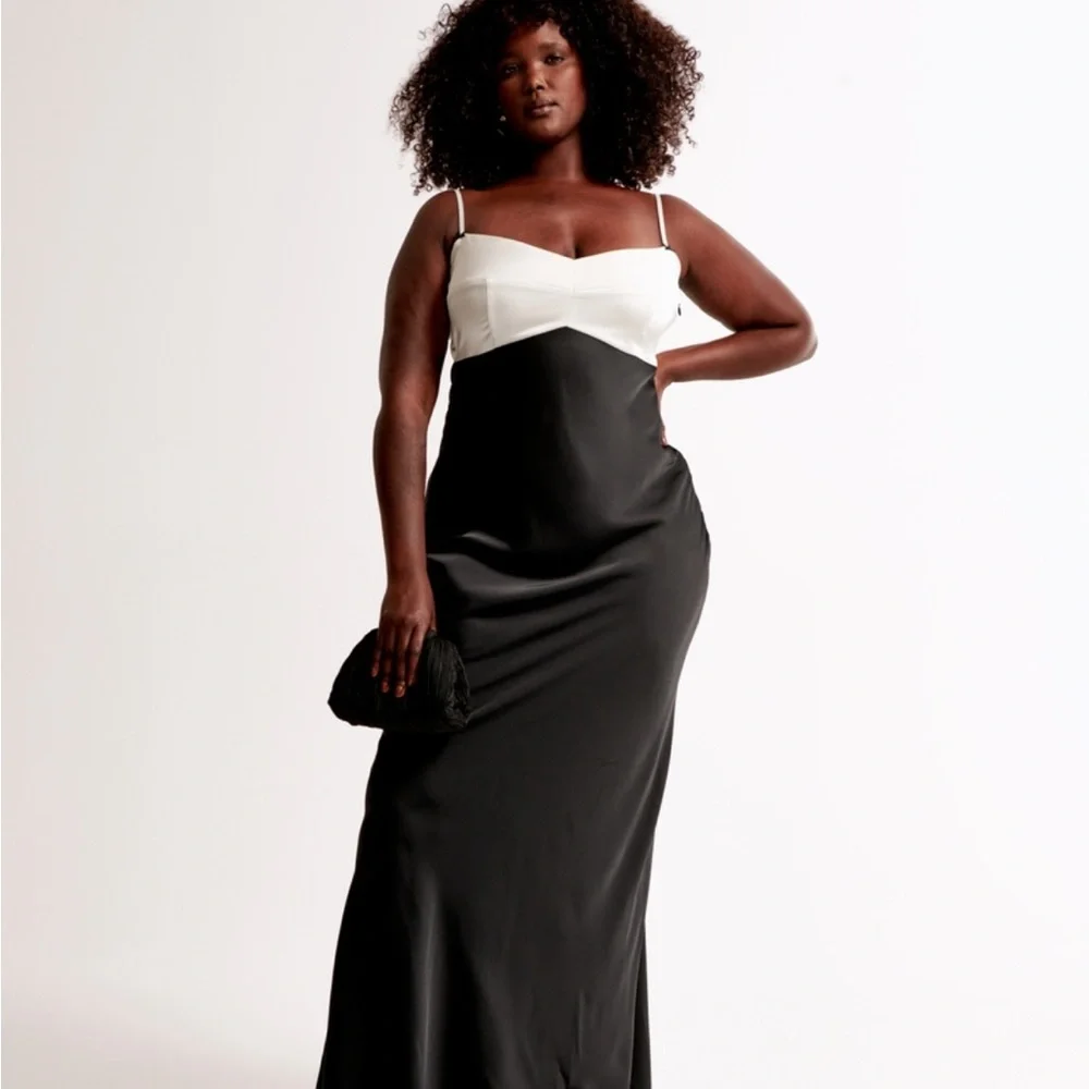 abercrombie black silk dress NWT Slip Maxi White Contrast Bodice Satin Formal 146cm (size large) White V Neck Dresses MICHAEL Michael Kors LACE Size:AU/UK 8 - US 4